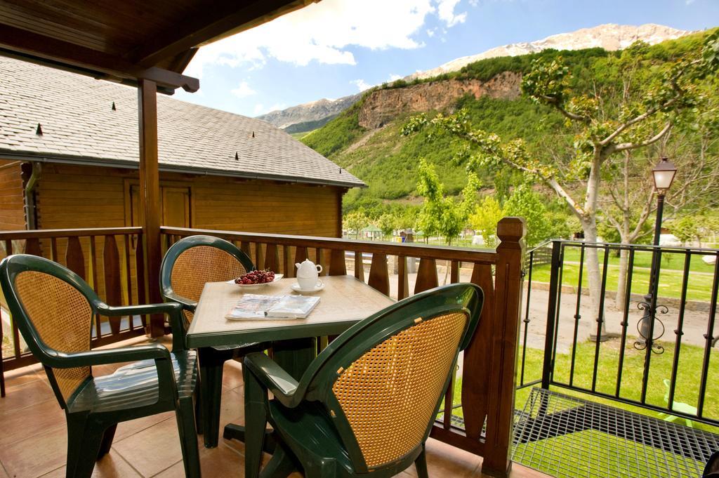 Bungalows La Borda D'Arnaldet Villanova Ngoại thất bức ảnh